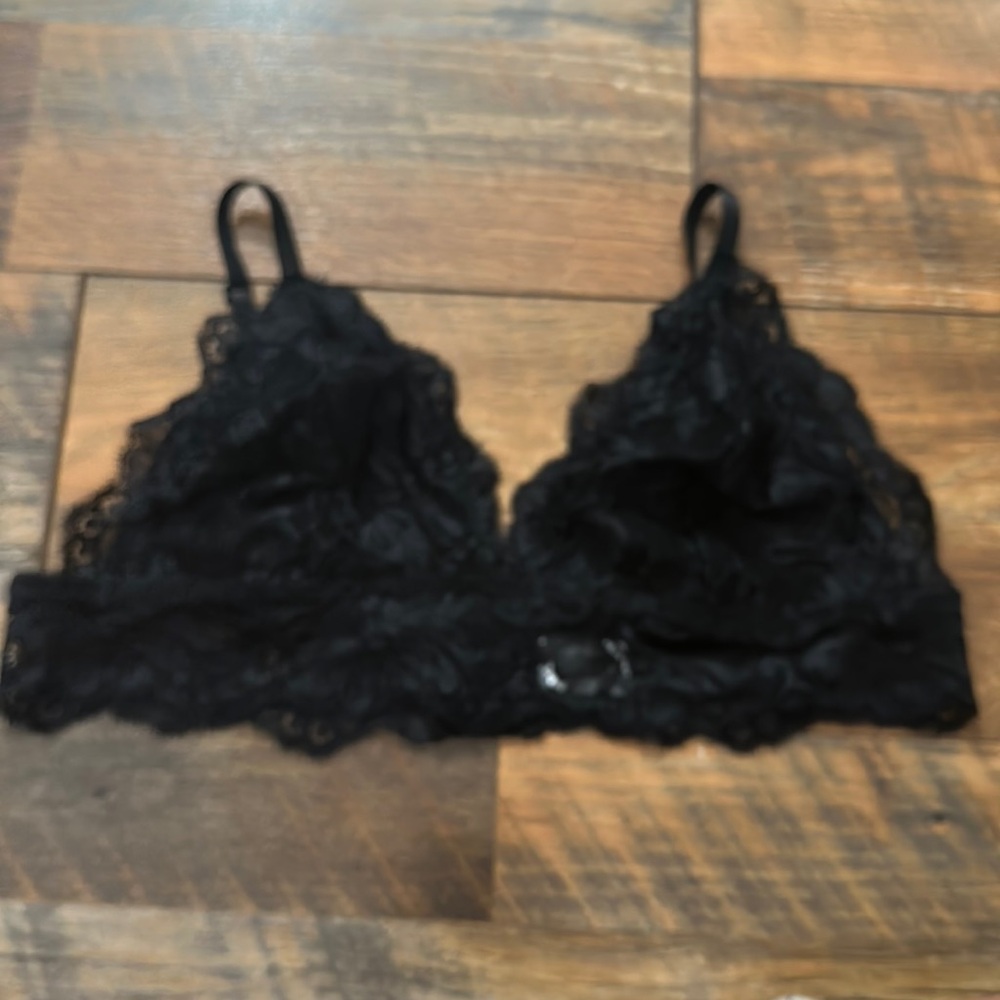 Knotty knickers black lace bralette Sz XXL
